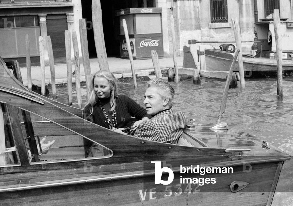 THE CONDUCTOR HERBERT VON KARAJAN WITH HIS WIFE ELIETTE - VENICE - 1970