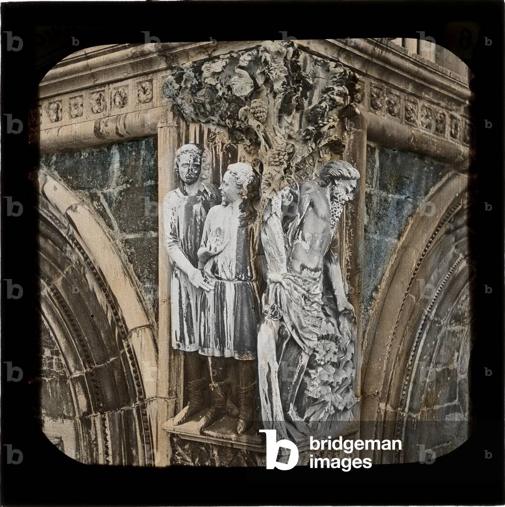 View of a detail of the facade of the ducal palazzo (doge's palace) in Venice. Coloured photography on glass plate. 19th century Dim. 8,2x8,2 cm