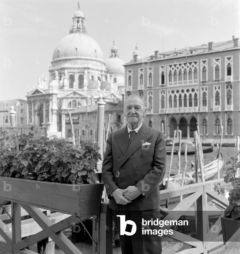 THE WRITER WILLIAM SOMERSET MAUGHAM IN VENICE - 1960