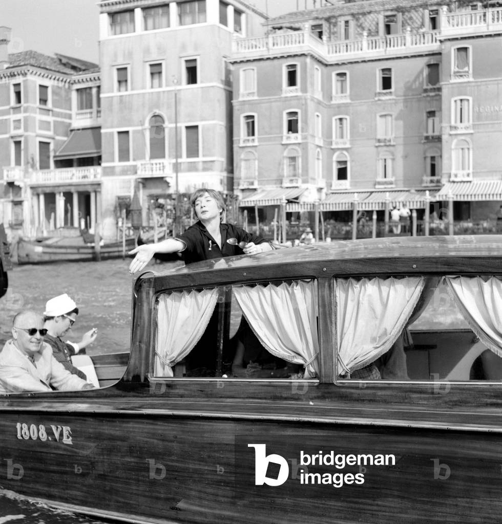 THE ACTRESS SHIRLEY MACLAINE AT XXI INTERNATIONAL FILM FESTIVAL OF VENICE - 1960