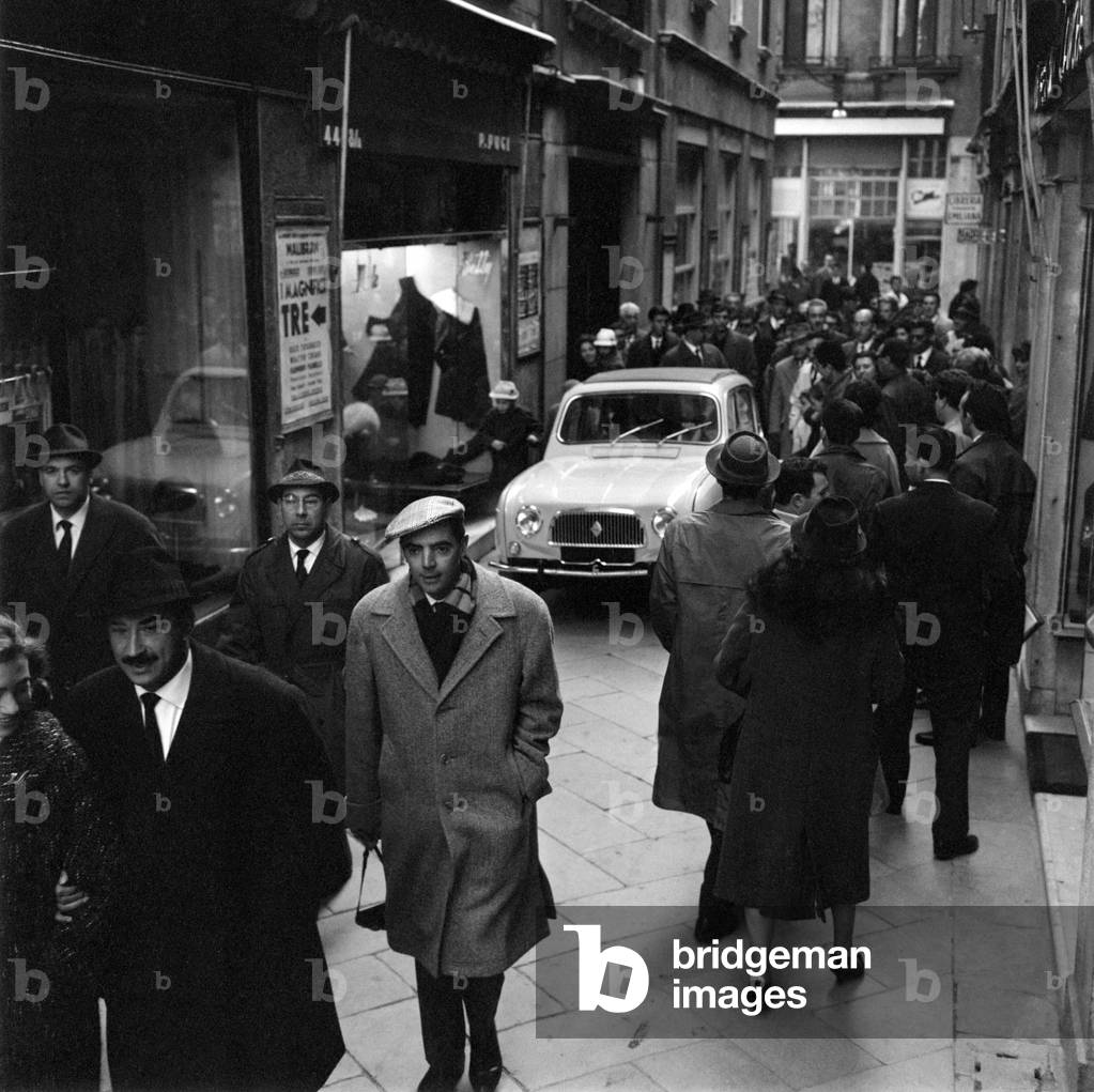A CAR IN VENICE (R4 or renault 4L) - 1961