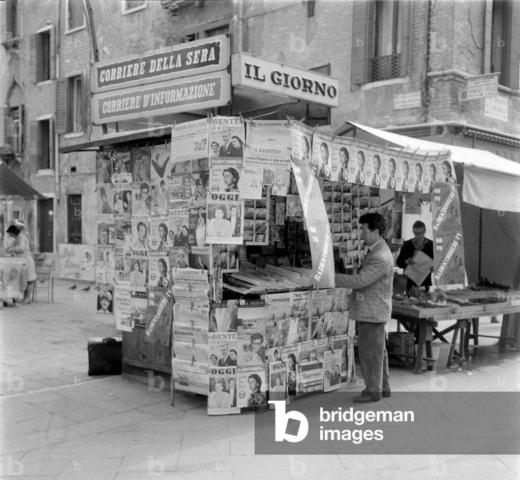 Newspaper Kiosk - VENICE - 1961