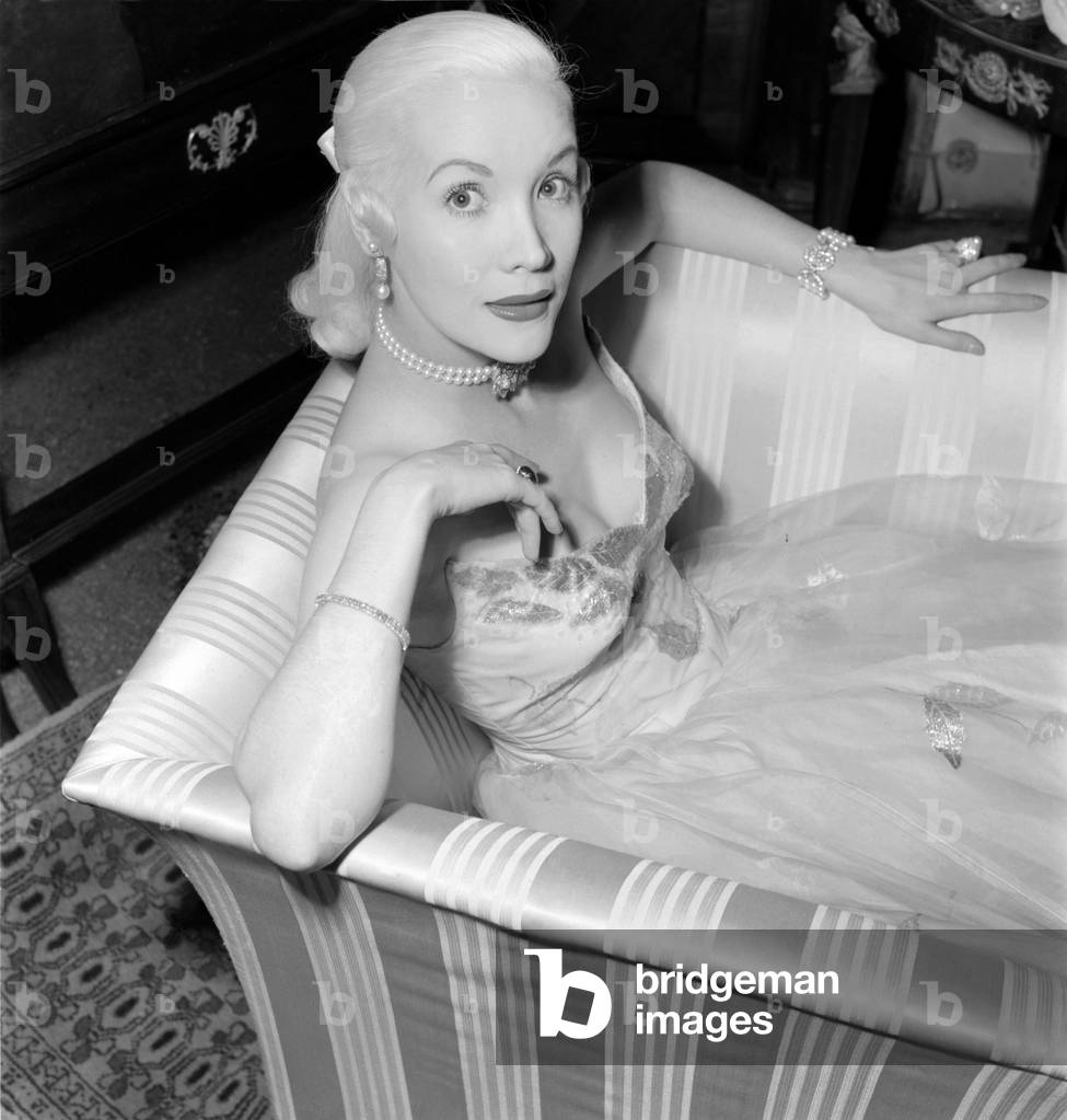THE ACTRESS MIRIAM SANDERA IN VENICE - 1953