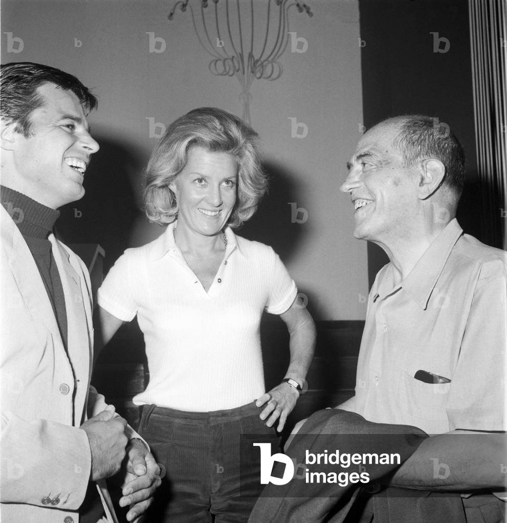 Der spanische Produzent LUIS BUNUEL mit JEAN SOREL und Produzent MARINA CICOGNA 1967 in Venedig