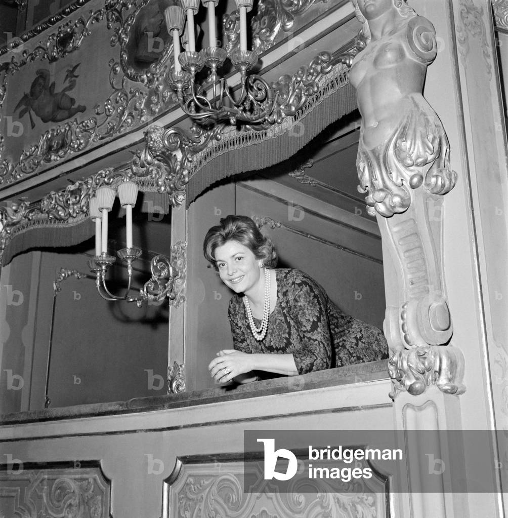 THE OPERA SINGER MARCELLA POBBE IN THE FENICE THEATRE - VENICE - 1962