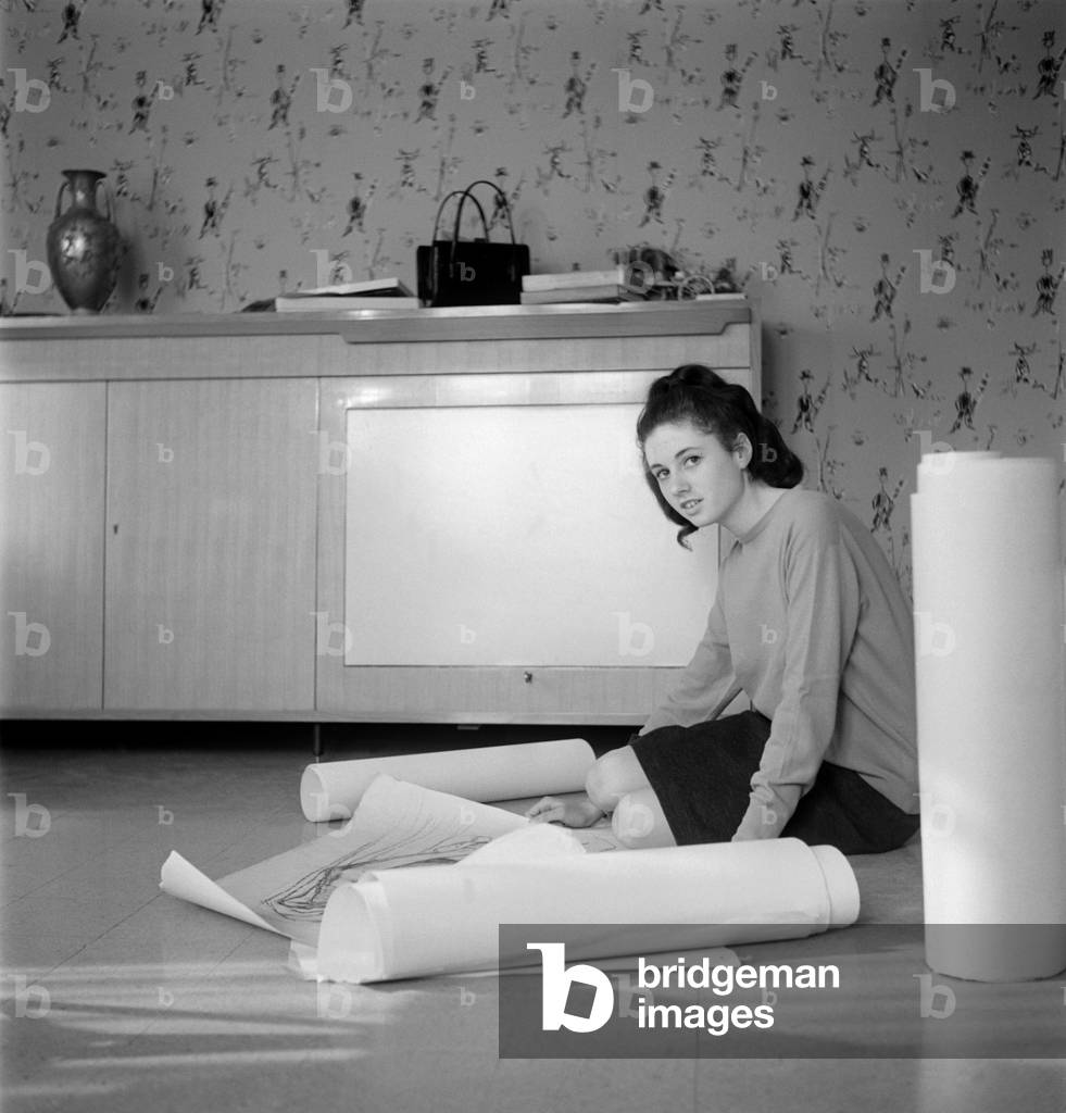 THE SINGER GIGLIOLA CINQUETTI AT HER HOME - VERONA - 1964