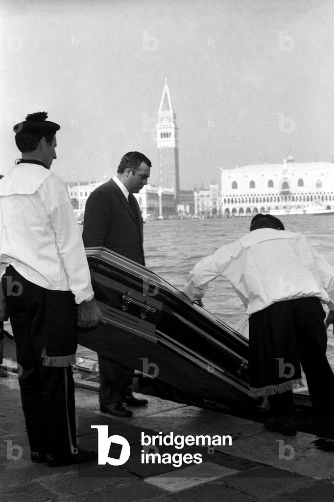 The funeral of the poet Ezra Pound in Venice. 1972