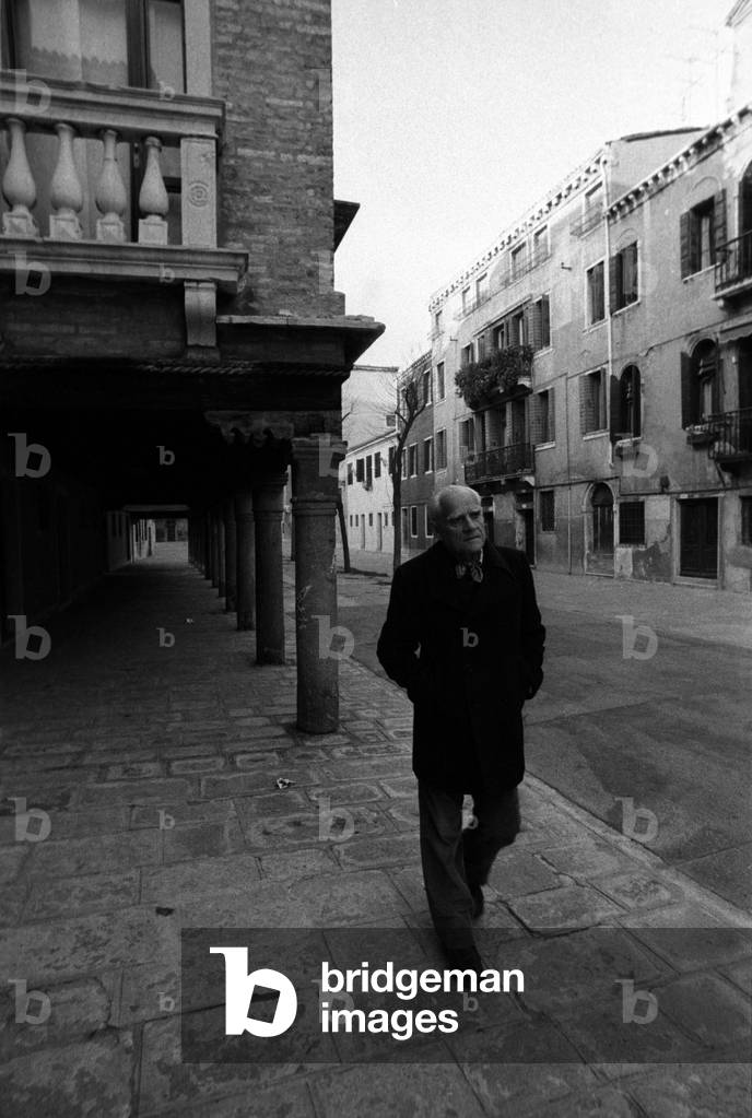 Portrait of the writer Alberto moravia (1907-1990) in 1979