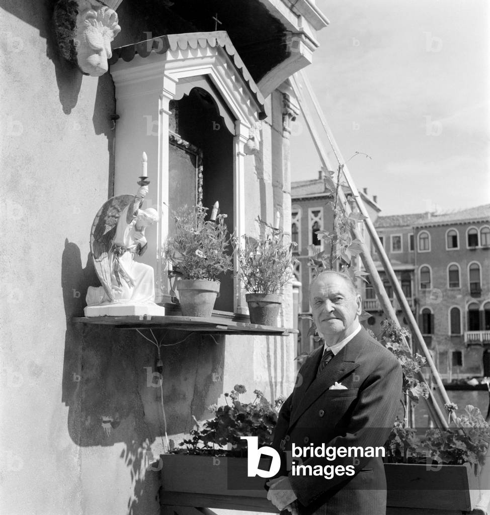 THE WRITER WILLIAM SOMERSET MAUGHAM IN VENICE - 1960