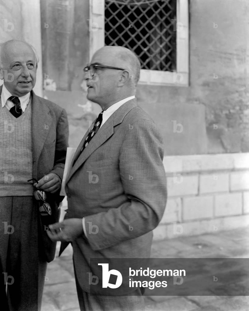 THE PLAYWRIGHT THORNTON NIVEN WILDER WITH THE MUSICIAN ROBERT NEUMAN IN VENICE - 1952