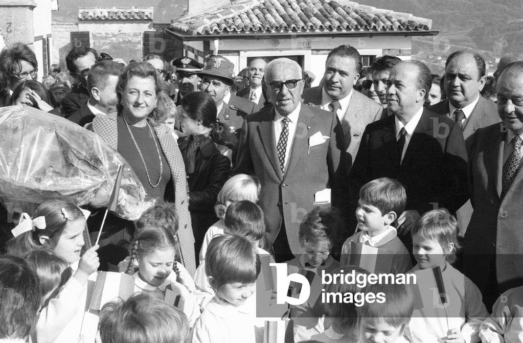 Italian shipowner ACHILLE LAURO (with sunglasses) with his wife in Longarone 1971