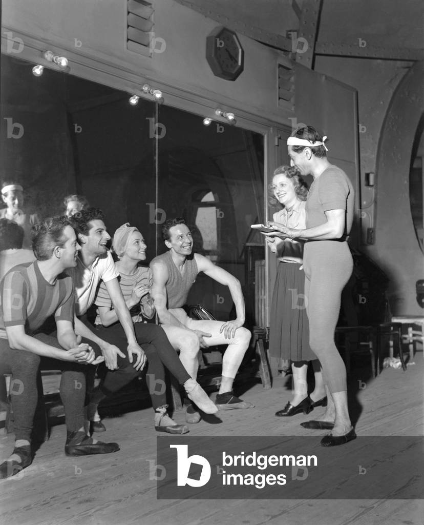THE CHOREOGRAPHER AND DANCER SERGE LIFAR IN PARIS - 1948
