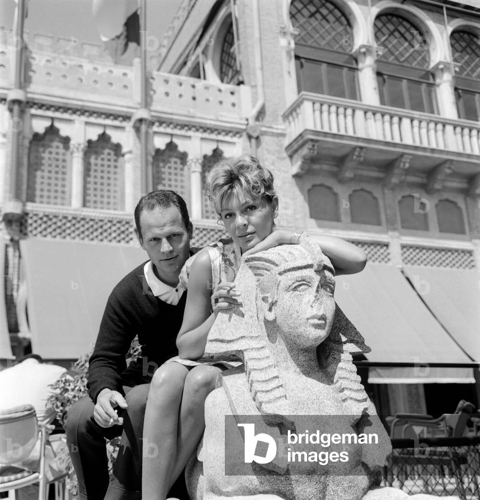 THE ACTRESS FRANCOISE PREVOST WITH THE ACTOR JEAN - MARC BORY IN VENICE LIDO - 1963