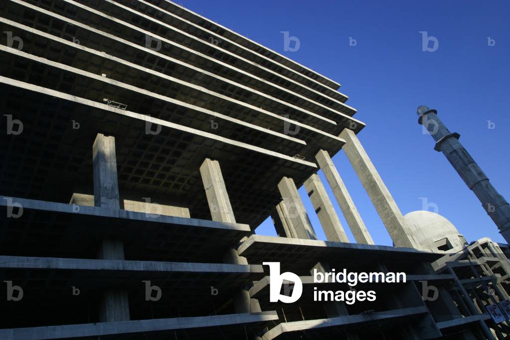 Construction of the new mosque in the center of Damascus, Syria.