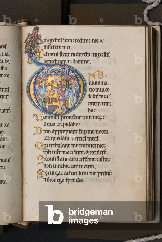Ms Hunter 229 f.46r Historiated initial 'D' showing Samuel anointing David, from the Hunterian Psalter, c.1170 (pen & ink and tempera on vellum)