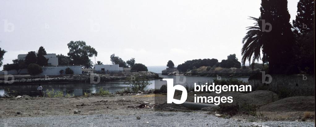 Carthage Punic port, Carthaginian mercantile harbour, Tunisia (photo)