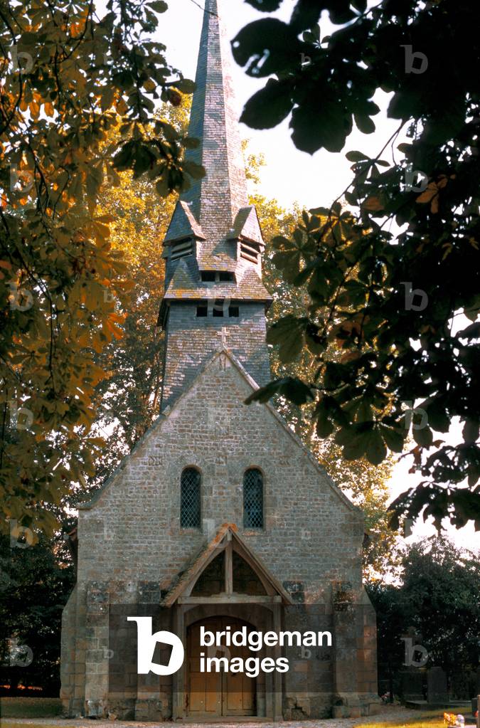 Calvados N* 009 - Pays d'Auge - Chapelle a Victor Pontfol