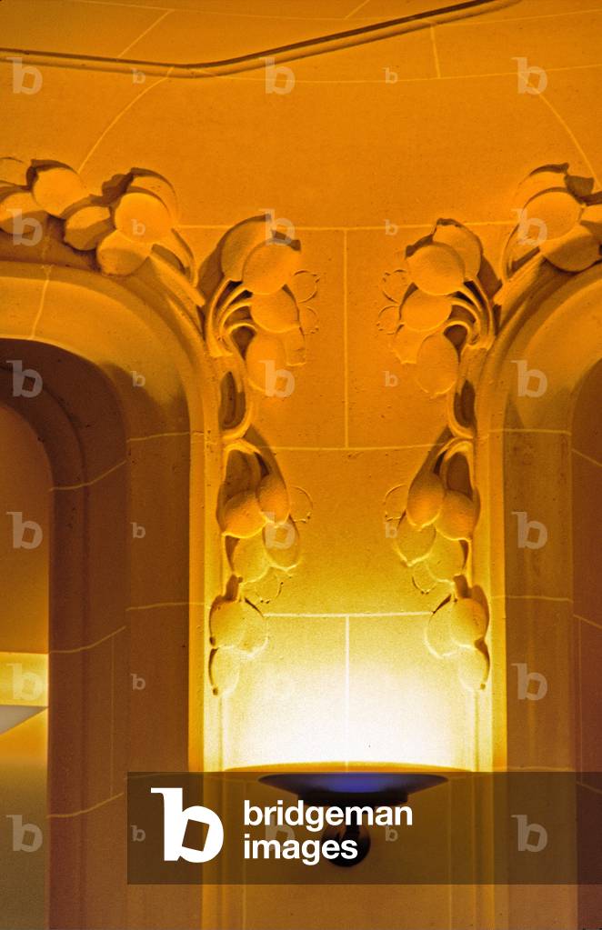 Nancy (department 54), Art Nouveau, Old Bank Renauld (1910), now BNP rue de Chanzy, Architect Emile Andre (1871-1933)