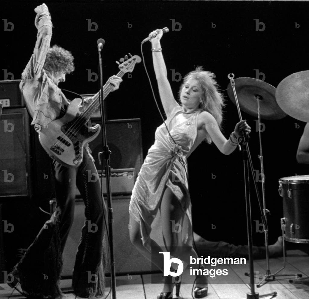 Hugh Fraser and Helen Mirren in Teeth 'N' Smiles
