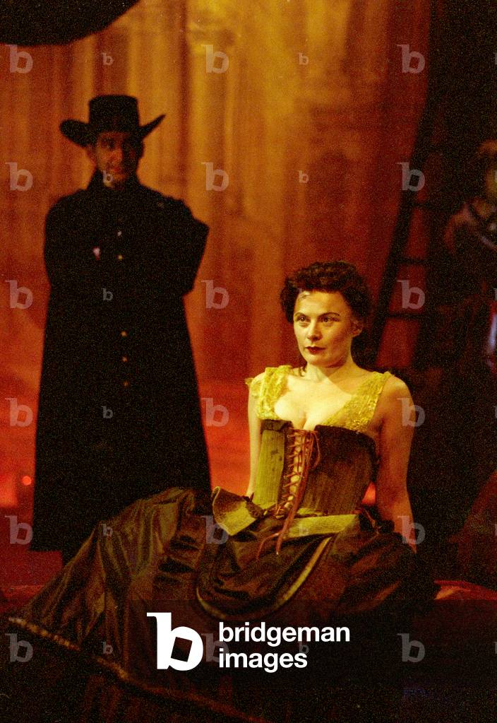 Monica Dolan in 'A Laughing Matter' by April de Angelis, National Theatre, London, 2002 (photo)