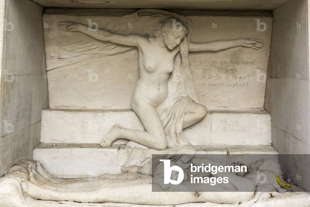 Monument to the Dead, Pere Lachaise cemetery, Paris (photo)
