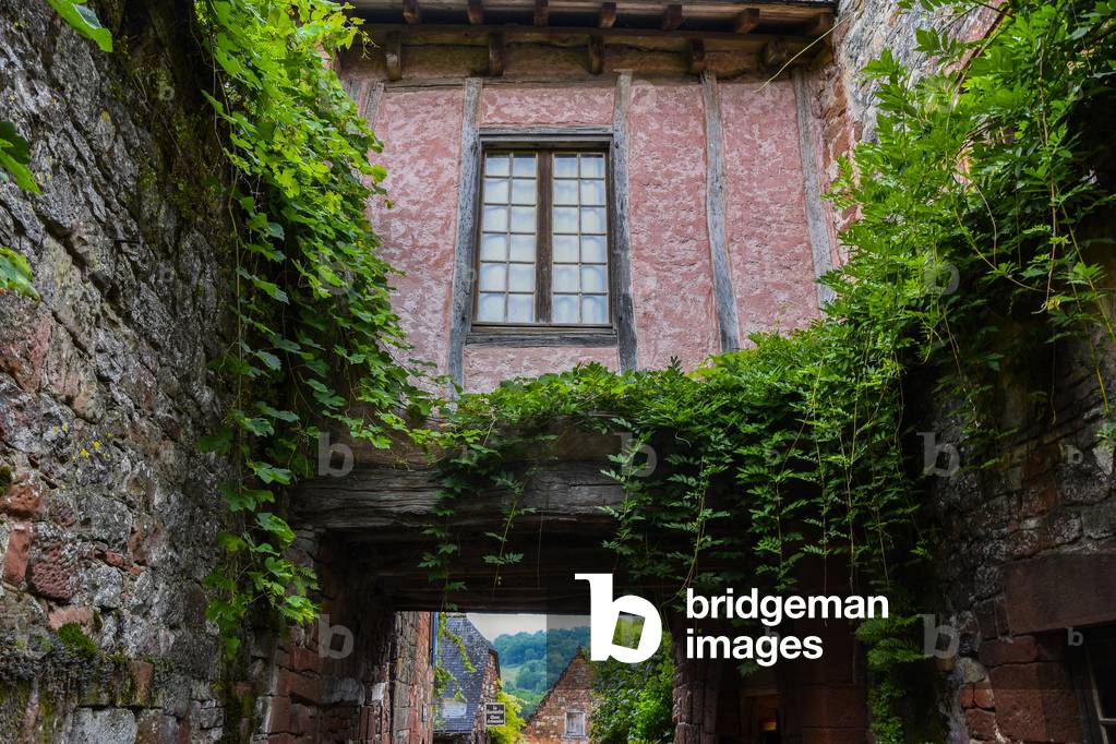 Bild von Fotografie "Collonges-la-Rouge/Stadt der fünfundzwanzig Türme/Korreze/Frankreich"