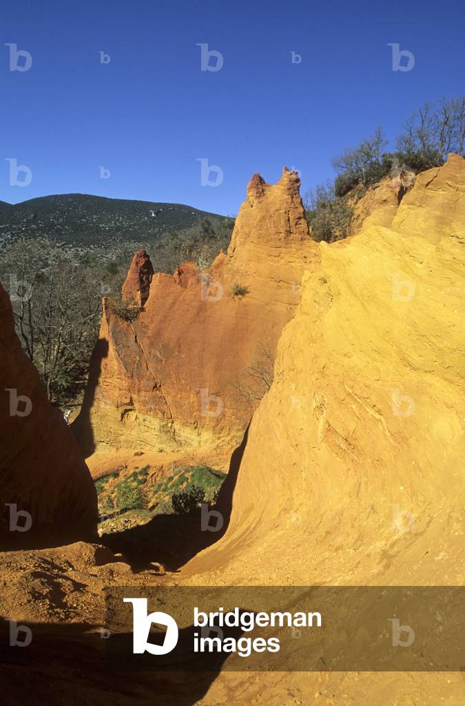 Rustrel Colorado/Luberon Regional Natural Park/Vaucluse/Provence Alpes Cote d'Azur/France
