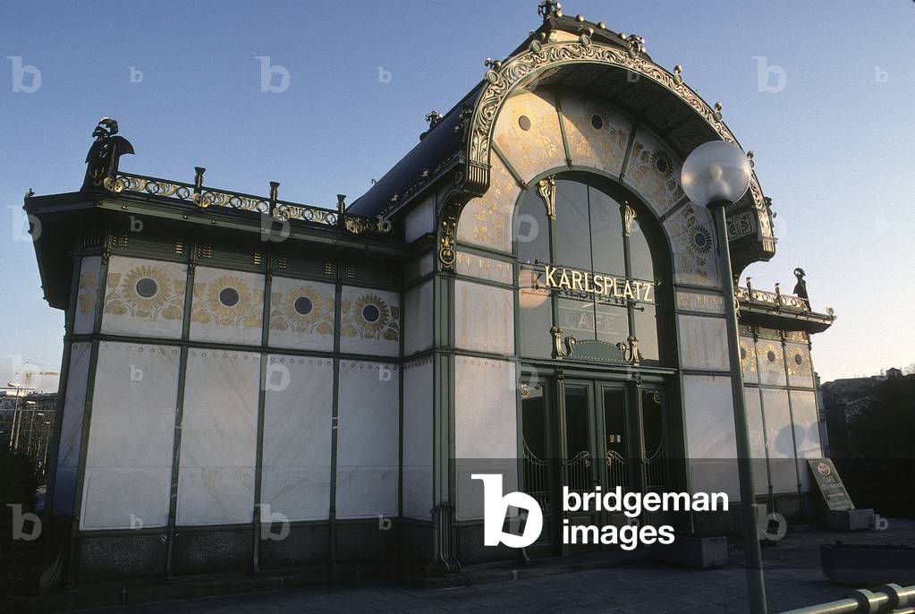 Pavilion by architect Otto Wagner / Art Noiuveau / Vienna / Austria