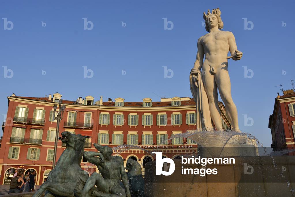 Place Massena, Fountain of the Sun, Statue of Apollo, Nice (photo)