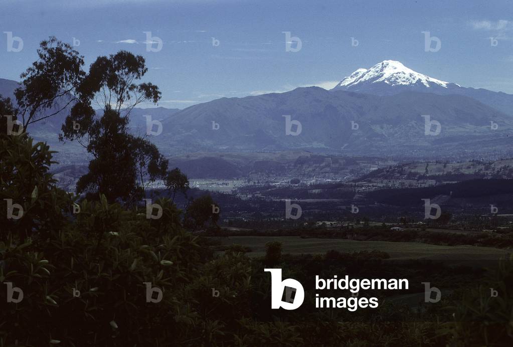 Volcano Cotacachi/4944 m/Ecuador