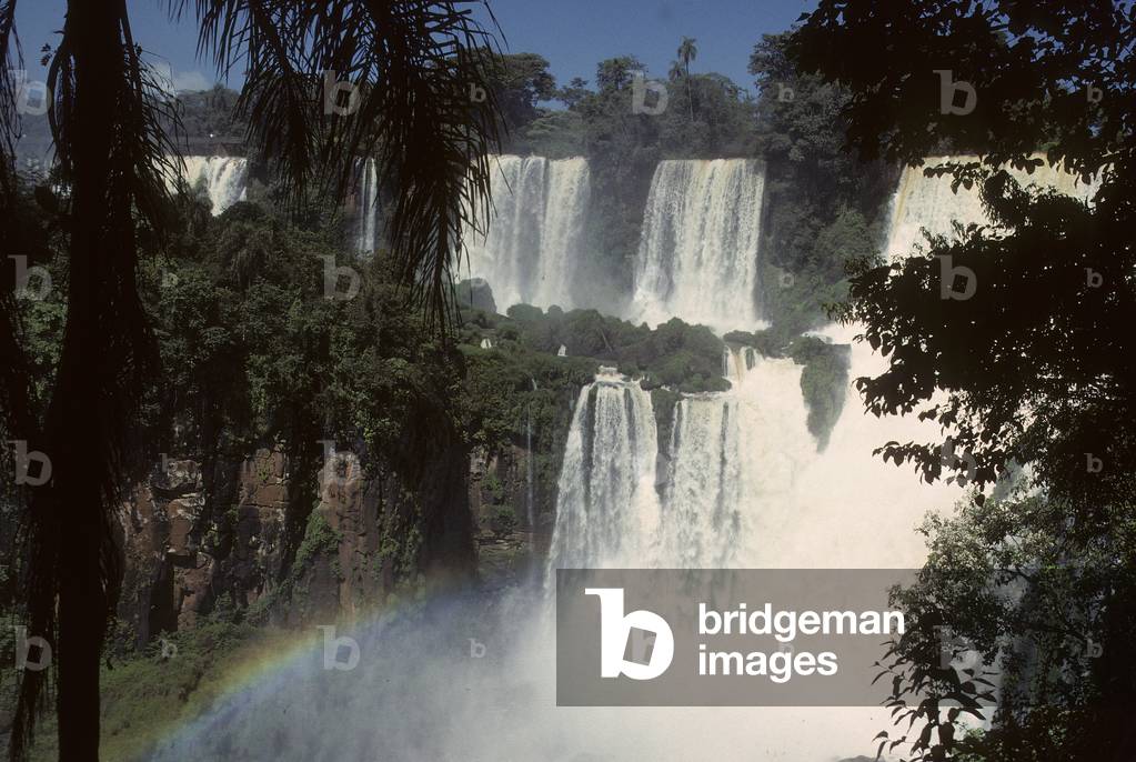 Chutes d'Iguazu / 275 chutes / Les plus grandes du monde 55 a 90 m de