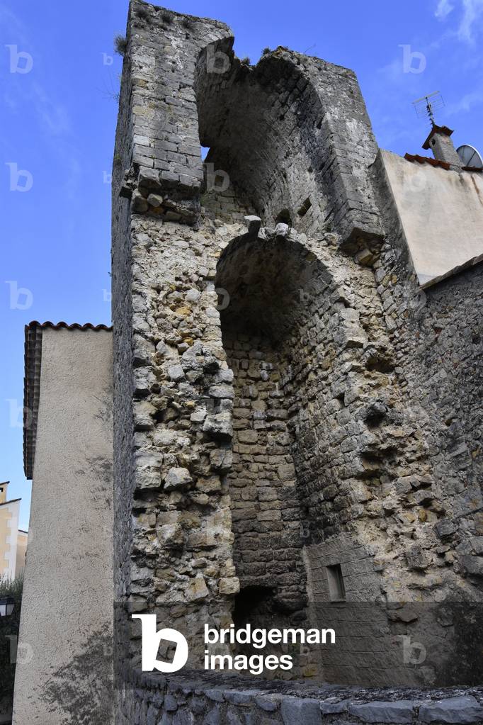 Fayence, Var, Ruins of the old castle (photo)