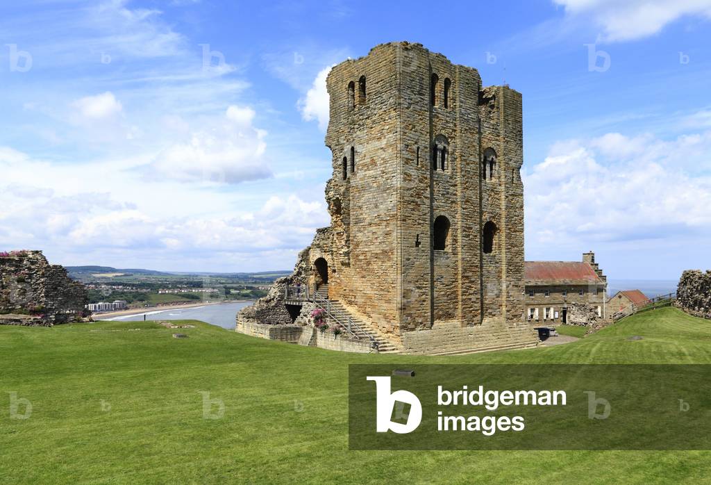 Scarborough Castle, The Norman Keep, Yorkshire (photo)