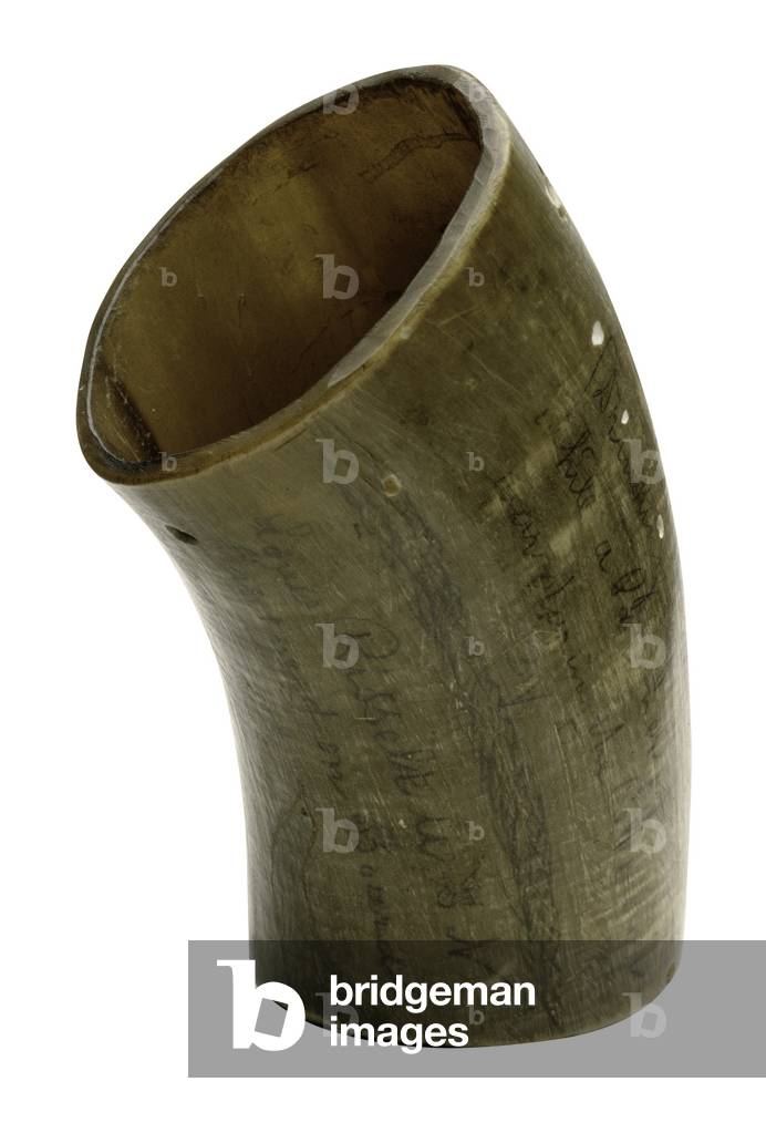 Drinking cup (wood)
