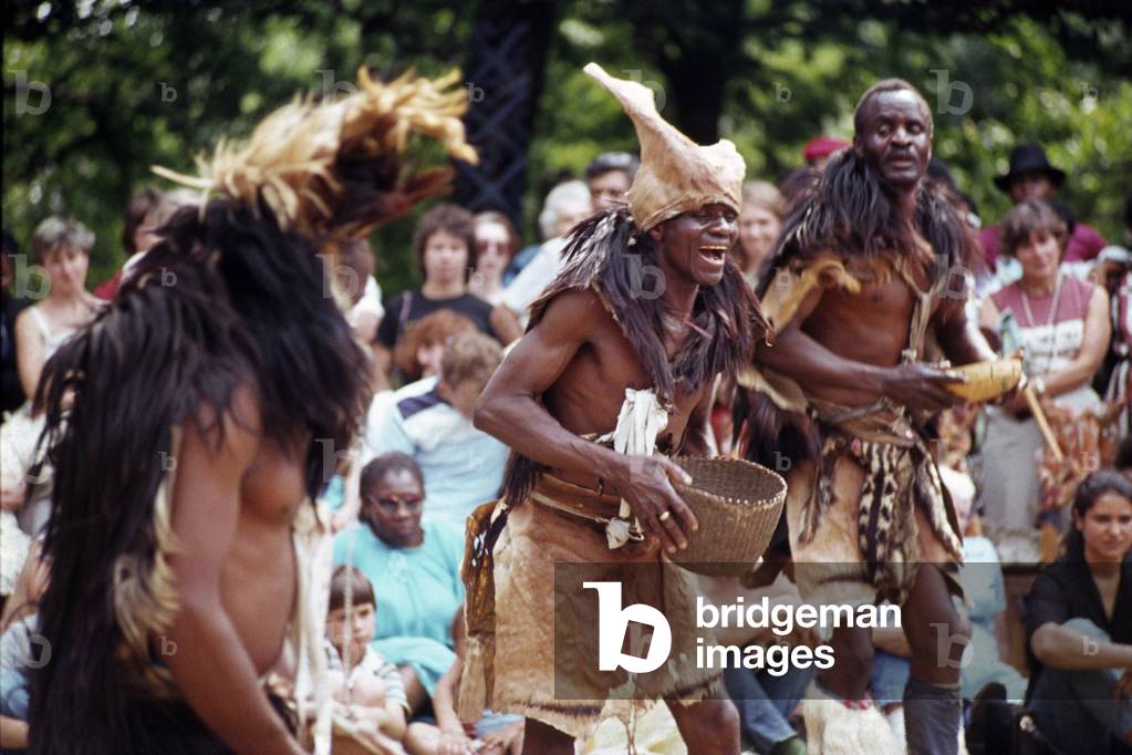 Traditional Zimbabwe dance