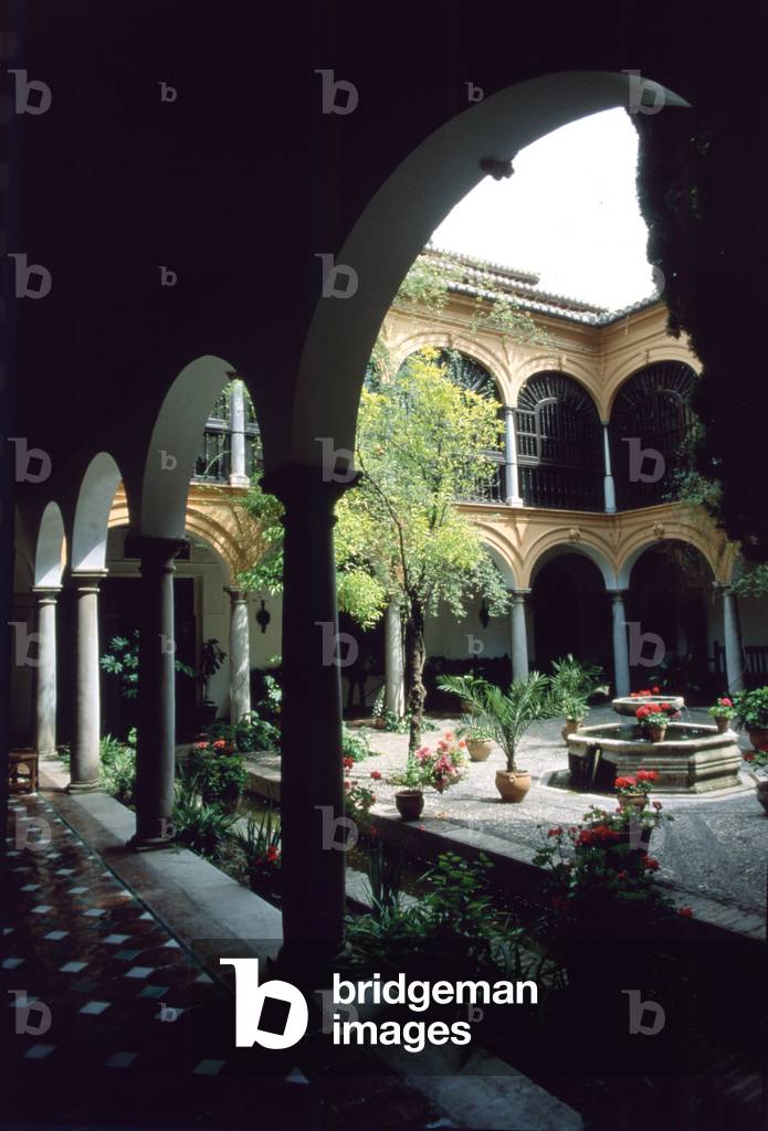 GRANADA -Courtyard of Parador