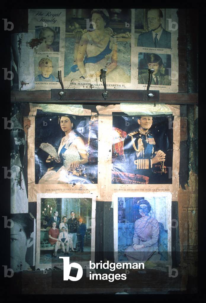 Royal' collage by Antoine Marie