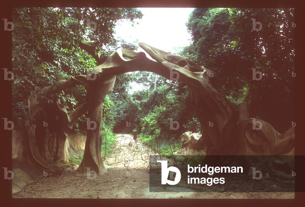 Oshun gate