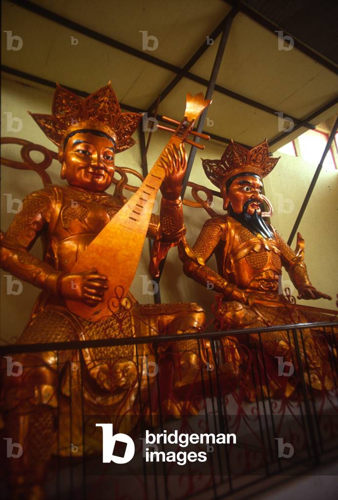 Malaysian statue of musician