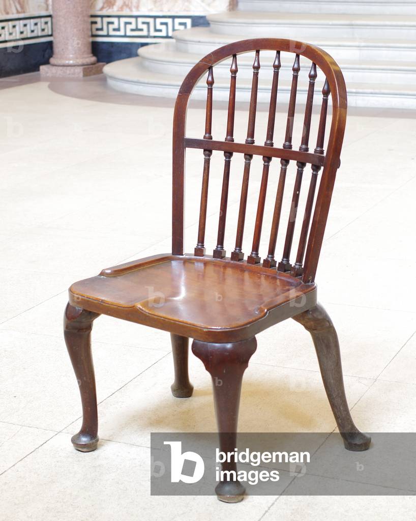 A George II Hall Seat (mahogany and padoukwood)