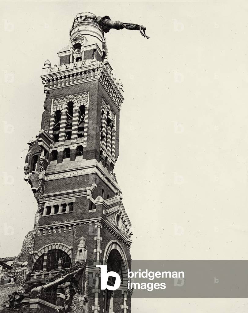 The ruined tower of the Church of Notre Dame de Brebiere in Albert, Somme, France, September 1916 (b/w photo)