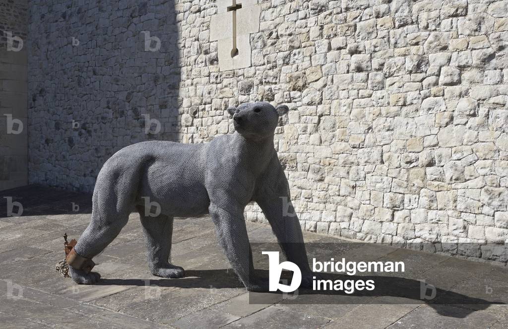 Royal beasts, 2011 (galvanised wire)