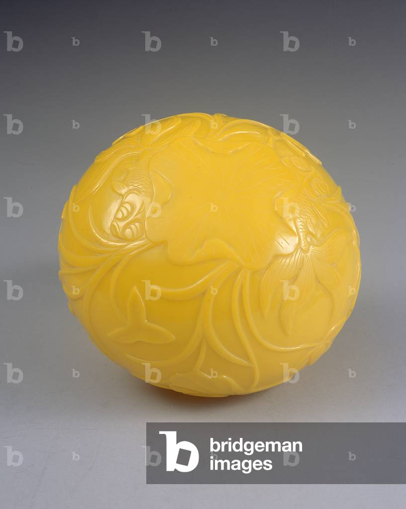 Carved bowl, Qianlong period (1736-95) (coloured glass) (see also 272124)