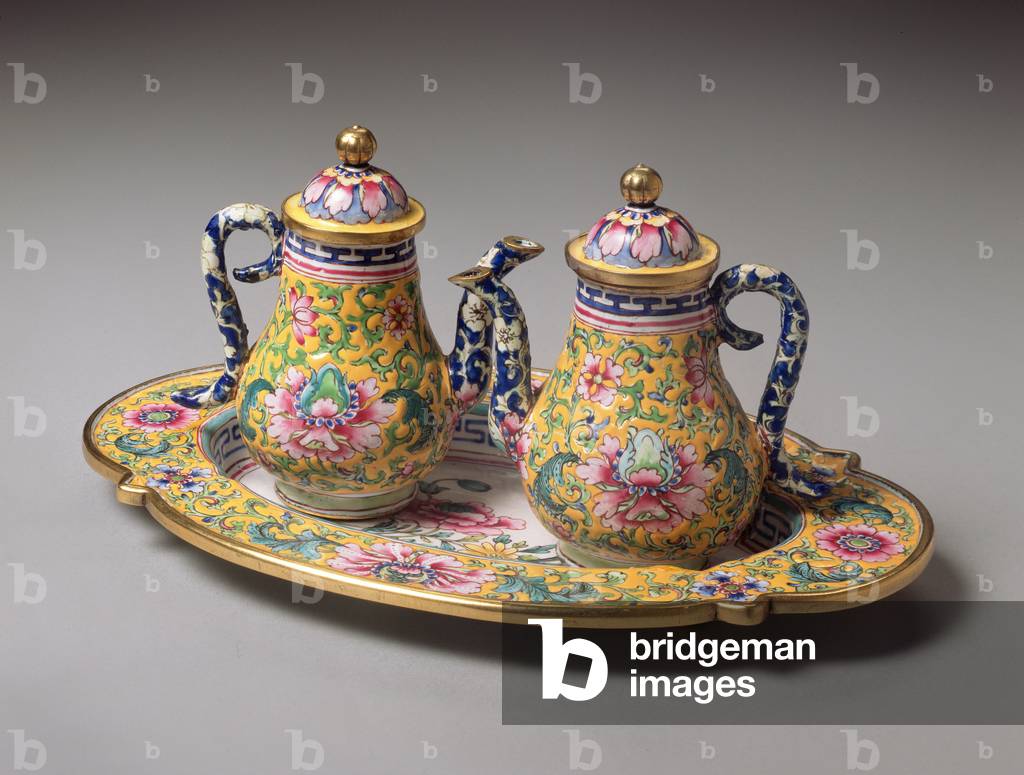 "Paar Miniaturspieße und Tablett", 18. Jahrhundert von Qing Dynasty Chinese School