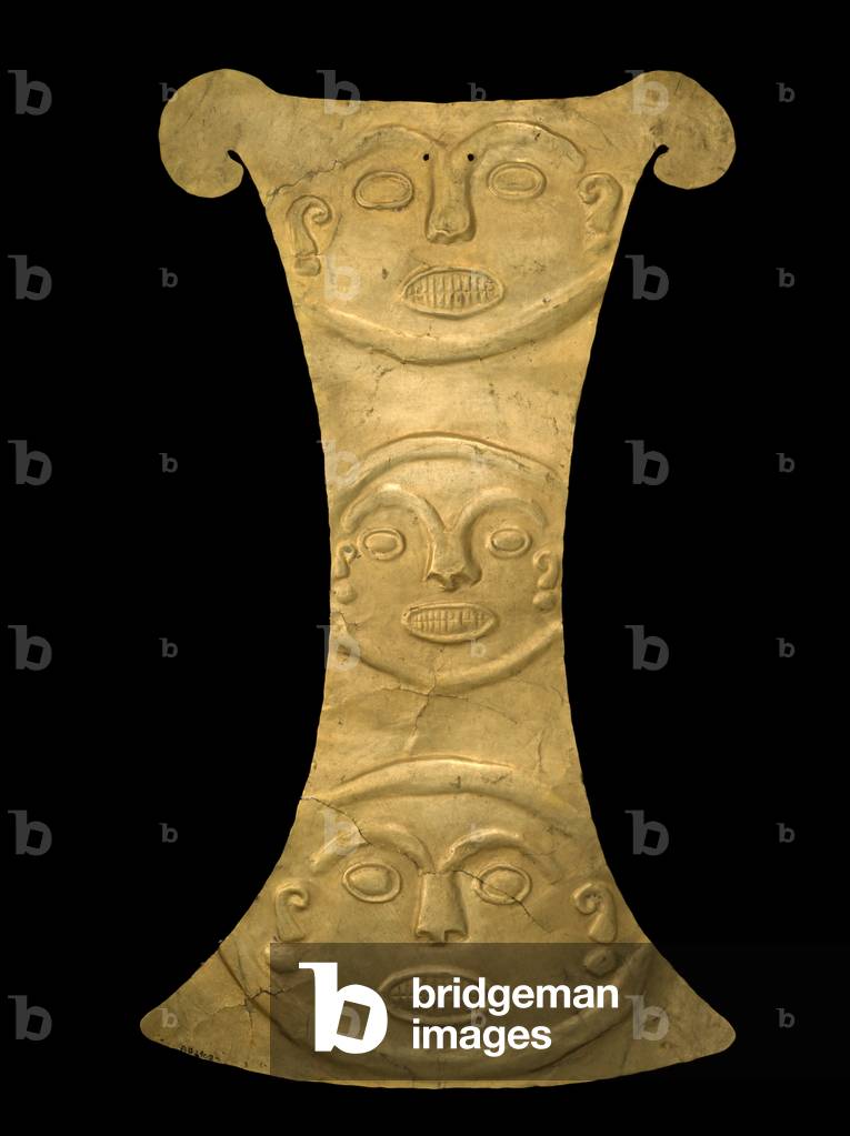 Pectoral, 100 BC-800 AD (gold)