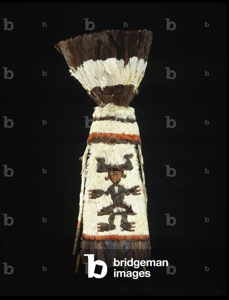 Headdress from a Royal Feather Ensemble, 1100-1450 AD (feathers, textile)