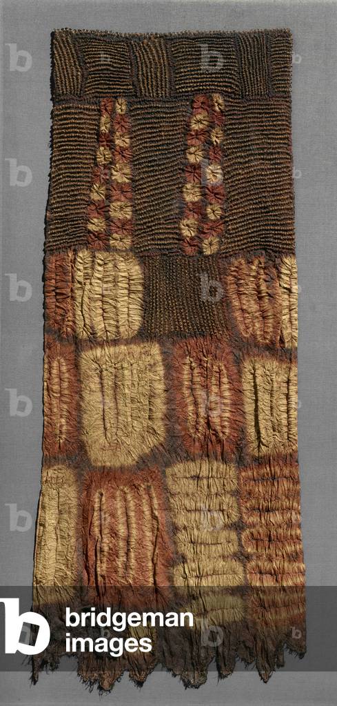 Woman's garment, 1900-33 (plaited & tie-dyed raffia)