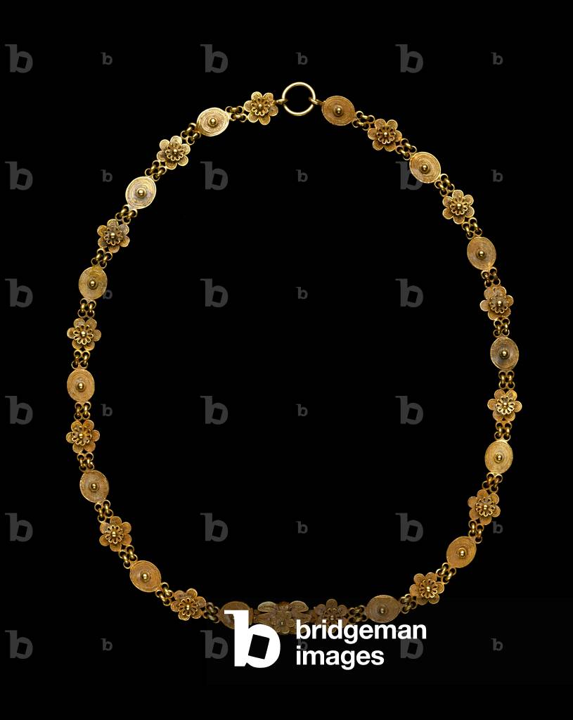 Necklace, c. 1850 (gold)