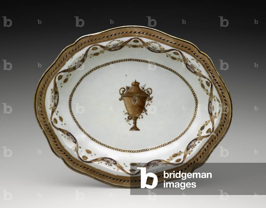 Liner from Vegetable Tureen and Lid from a Dinner and Dessert Service, c. 1800-1810 (porcelain)