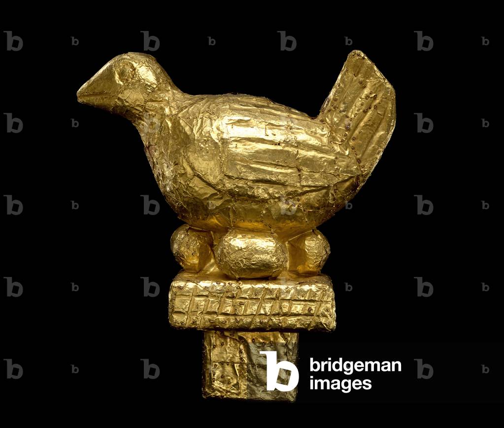 Linguist Staff Finial Representing a Hen on Her Eggs, c. 1930 (wood and gold leaf)